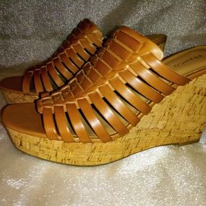 Franco Sarto wedges